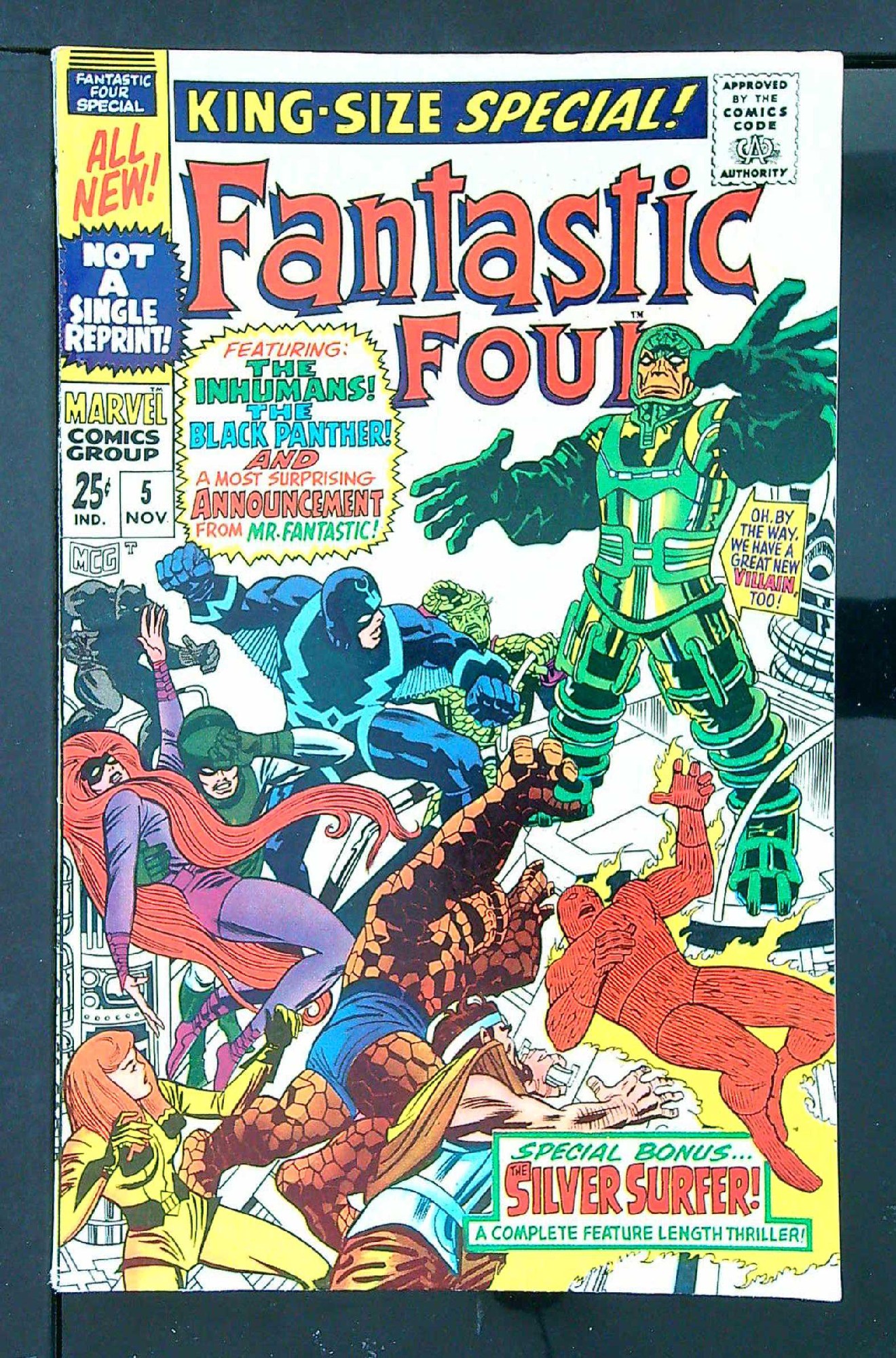 ACTUAL SCAN OF COMIC!<br> Cover of Fantastic Four Annual #5. One of 250,000 Vintage American Comics on sale from Krypton!
