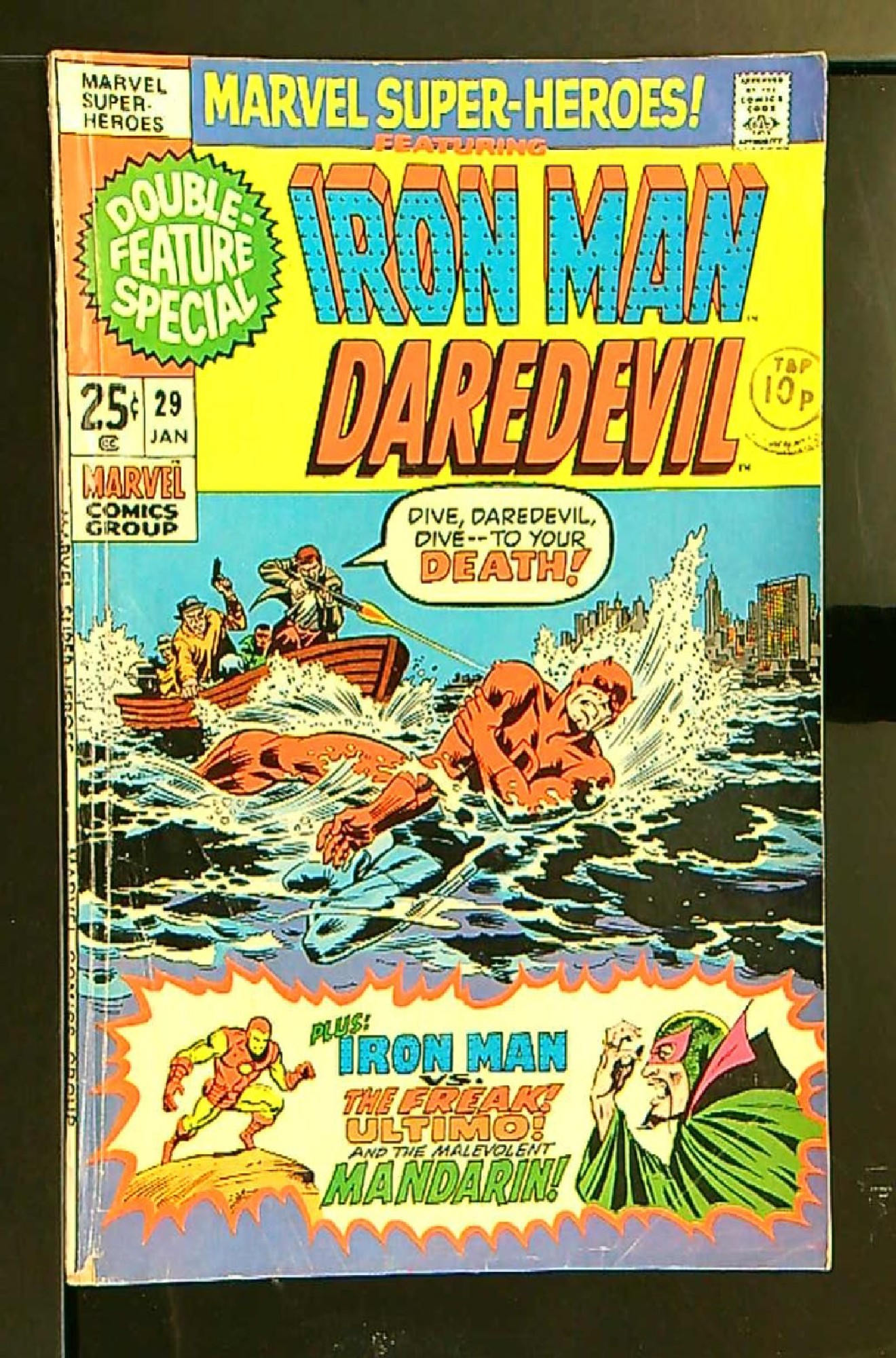 ACTUAL SCAN OF COMIC!<br>Distribution Stamp on Cover - See Scan Cover of Marvel Super-Heroes (Vol 1) #29. One of 250,000 Vintage American Comics on sale from Krypton!