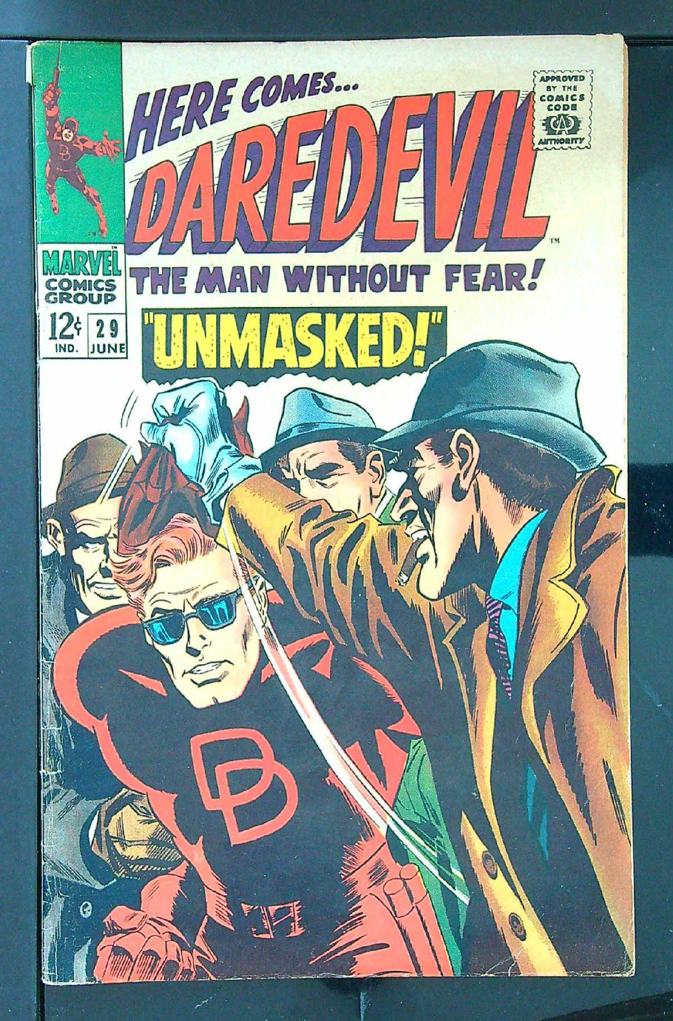 Cover of Daredevil (Vol 1) #29. One of 250,000 Vintage American Comics on sale from Krypton!