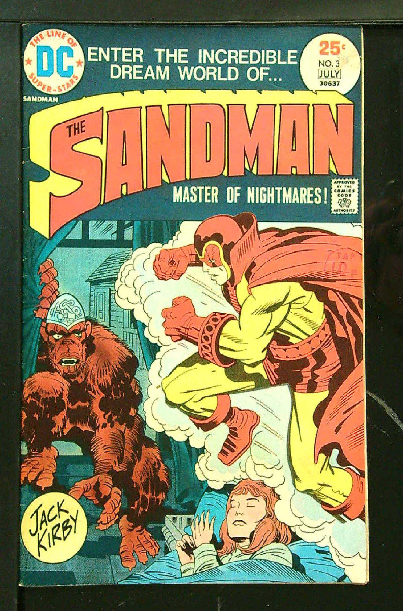 ACTUAL SCAN OF COMIC!<br>Distribution Stamp and Label mark on Cover - See Scan Cover of Sandman (Vol 1) #3. One of 250,000 Vintage American Comics on sale from Krypton!